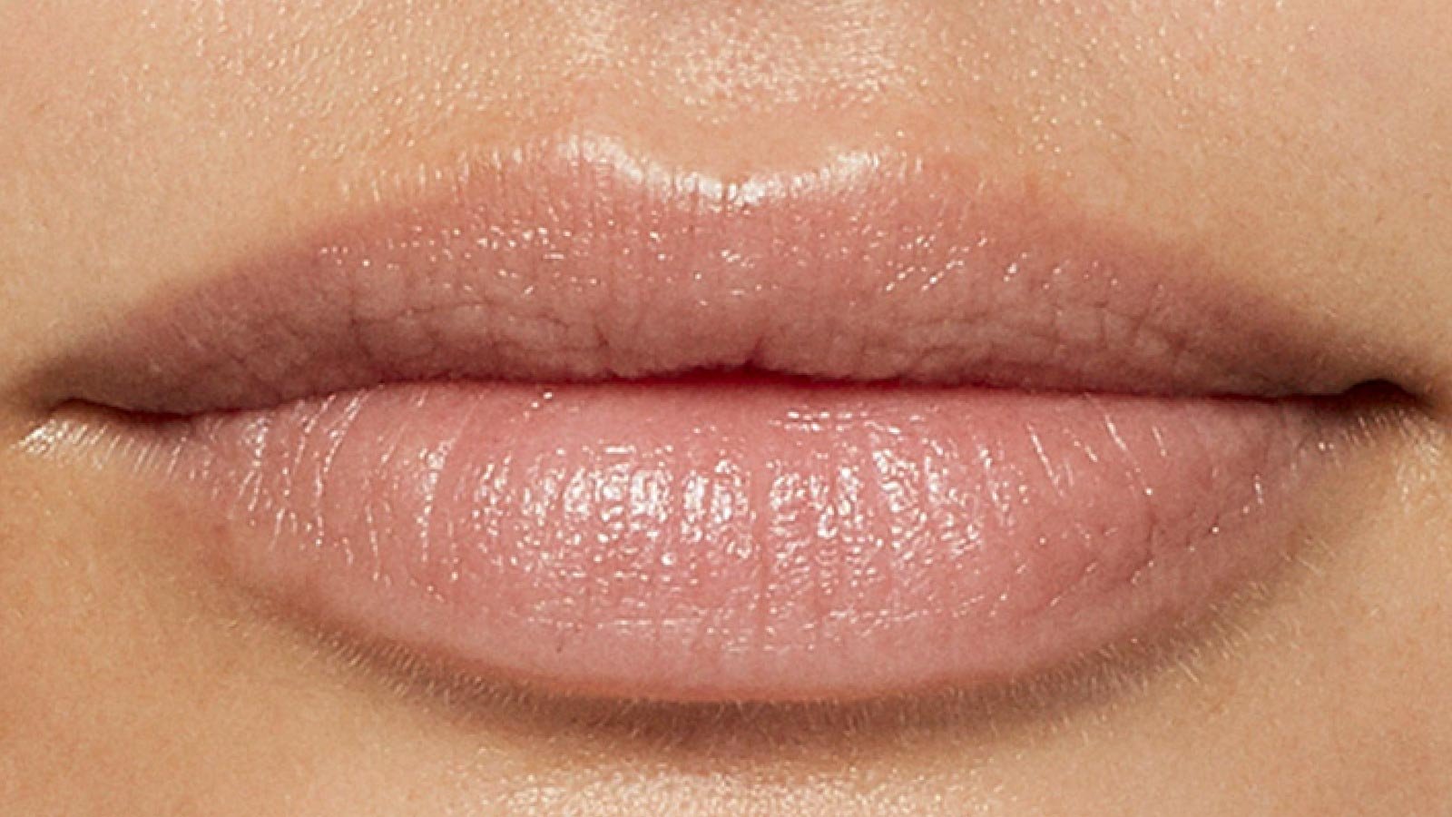 Maquillaje para labios: Lifter gloss hidratante - Maybelline